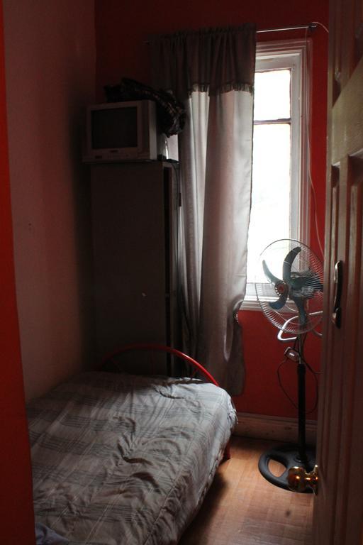 Hostal Barrio Brasil Santiago Ngoại thất bức ảnh