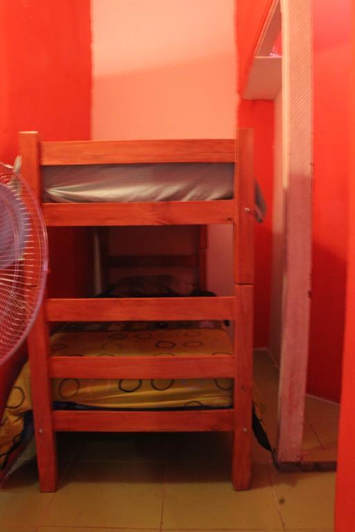Hostal Barrio Brasil Santiago Ngoại thất bức ảnh