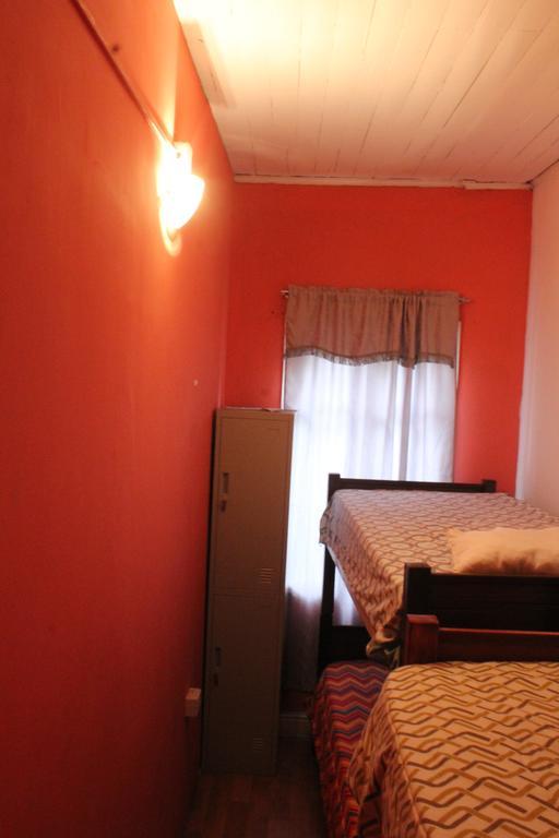 Hostal Barrio Brasil Santiago Ngoại thất bức ảnh