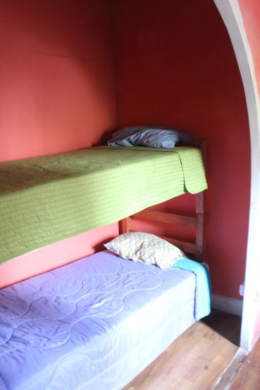Hostal Barrio Brasil Santiago Ngoại thất bức ảnh