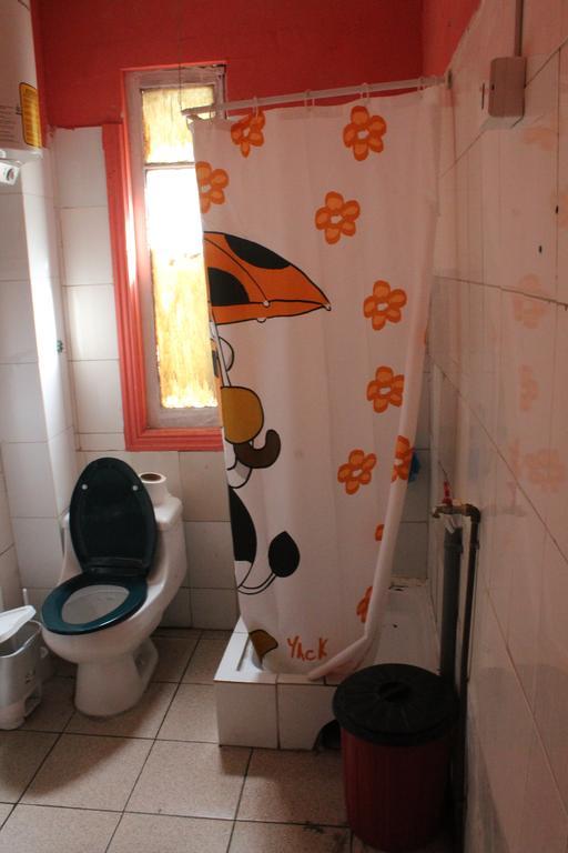 Hostal Barrio Brasil Santiago Ngoại thất bức ảnh
