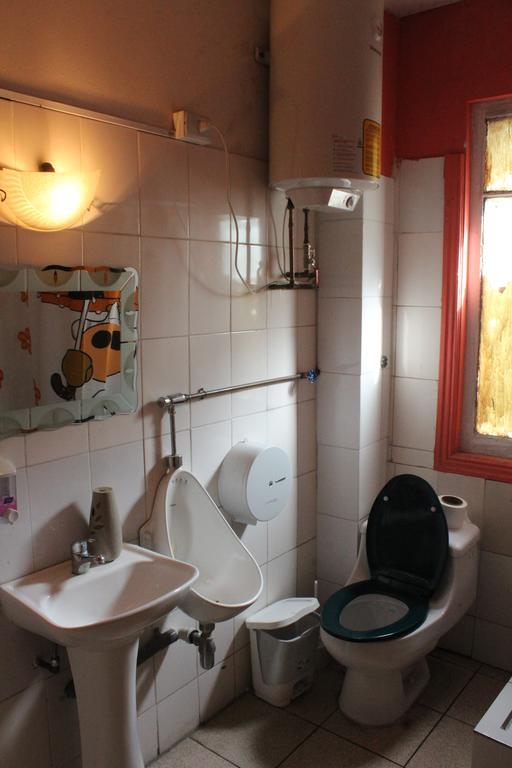 Hostal Barrio Brasil Santiago Ngoại thất bức ảnh