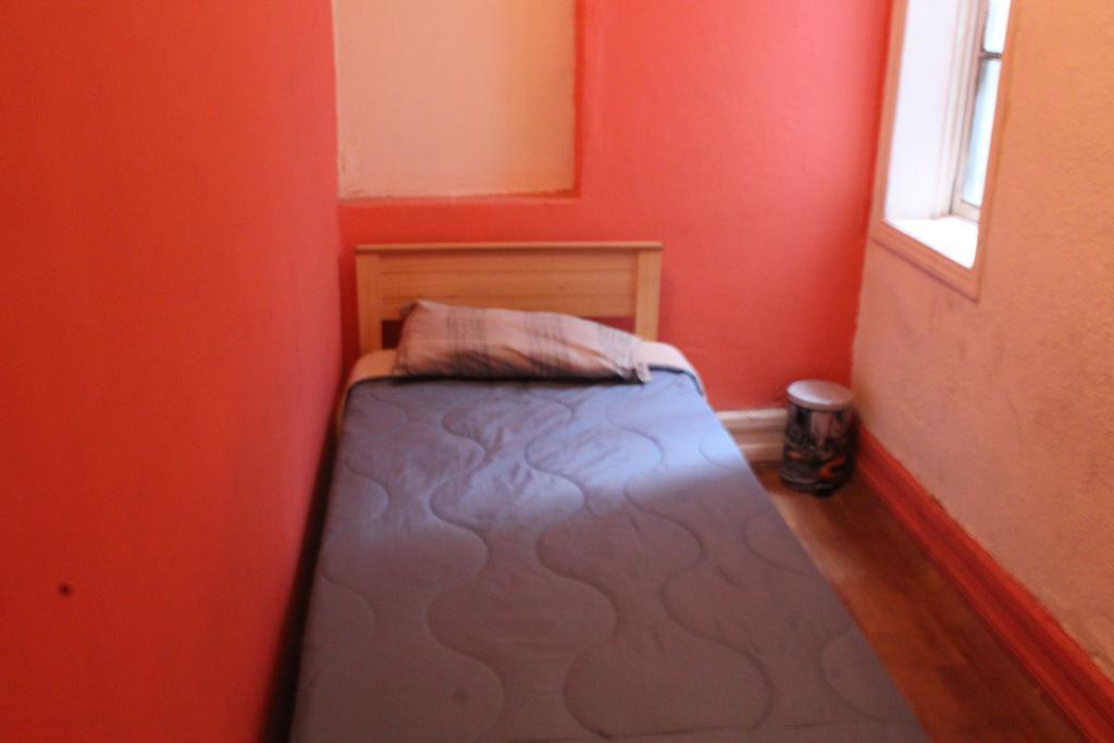 Hostal Barrio Brasil Santiago Ngoại thất bức ảnh