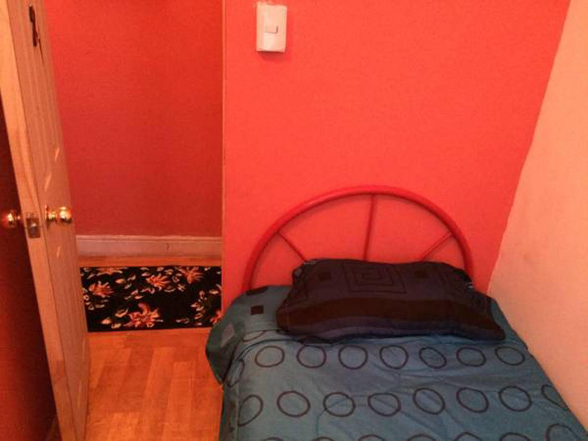 Hostal Barrio Brasil Santiago Ngoại thất bức ảnh